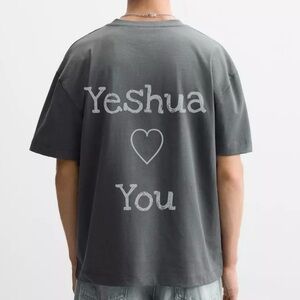 YESHUA LOVES YOU